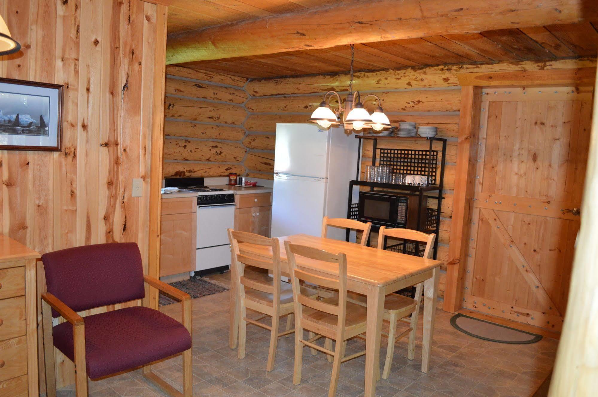 St. Theresa'S Lakeside Resort Sterling Exterior photo